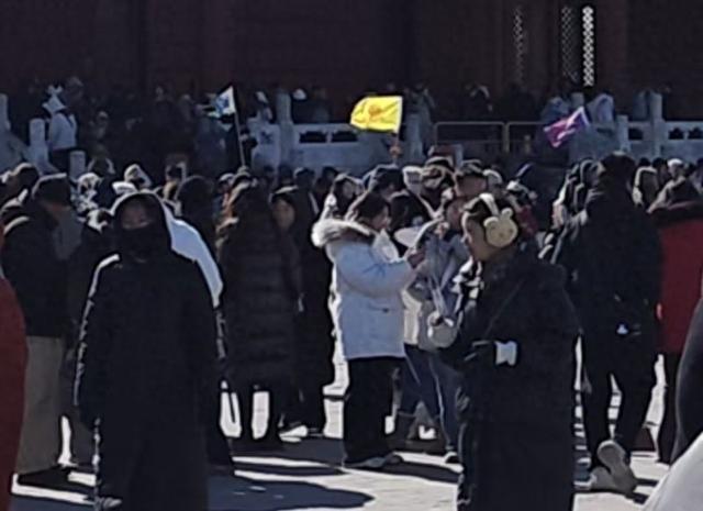  几元保障变身高价商品；导游推销手法引众怒。 文化旅游