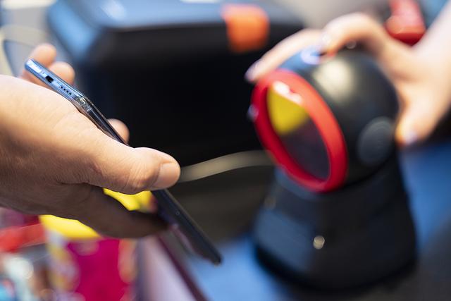  从曝光到长效，消费维权需365天不懈努力。 新闻