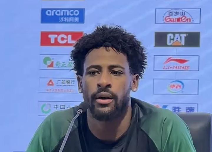  布罗金顿赛后直言；CBA对抗强度明显超出NBL；辽宁逆转同曦赢得关键胜利 体育新闻