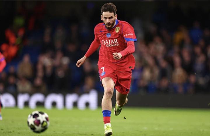  欧冠赛场风云：克瓦拉茨赫利亚破除质疑，强势回应挑赛传言 体育新闻 欧冠赛场风云：克瓦拉茨赫利亚破除质疑，强势回应挑赛传言 体育新闻