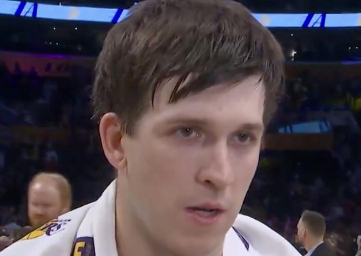  赛场内幕：为何球星评价MVP格局暗藏玄机？深度拆解湖人战术逻辑与竞技心态 体育新闻 赛场内幕：为何球星评价MVP格局暗藏玄机？深度拆解湖人战术逻辑与竞技心态 体育新闻