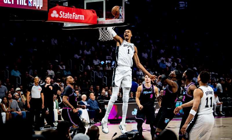  【反直觉】顶薪不代表平庸：被低估的球星价值与夺冠真理 体育新闻 【反直觉】顶薪不代表平庸：被低估的球星价值与夺冠真理 体育新闻