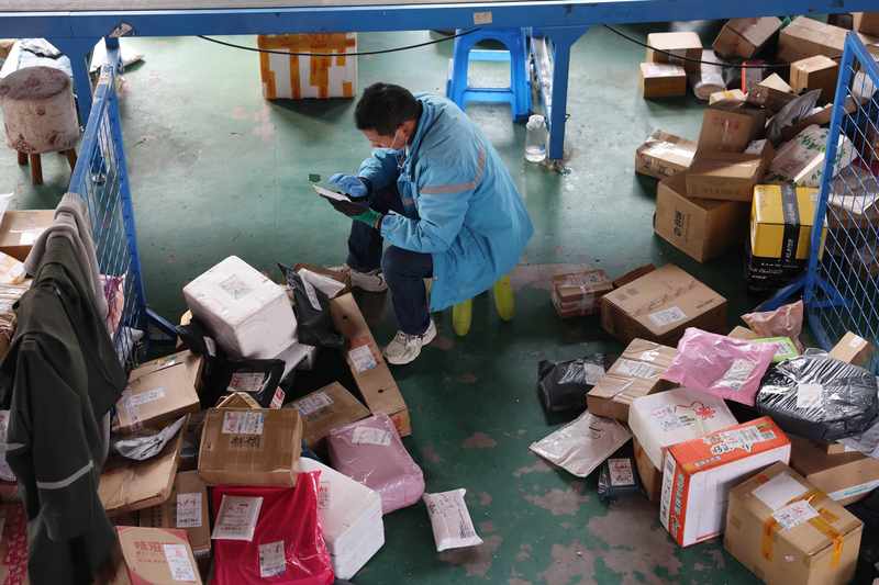 掘金中亚蓝海:从“陆锁国”到“陆联国”的跨境商机与情感共鸣 企业服务