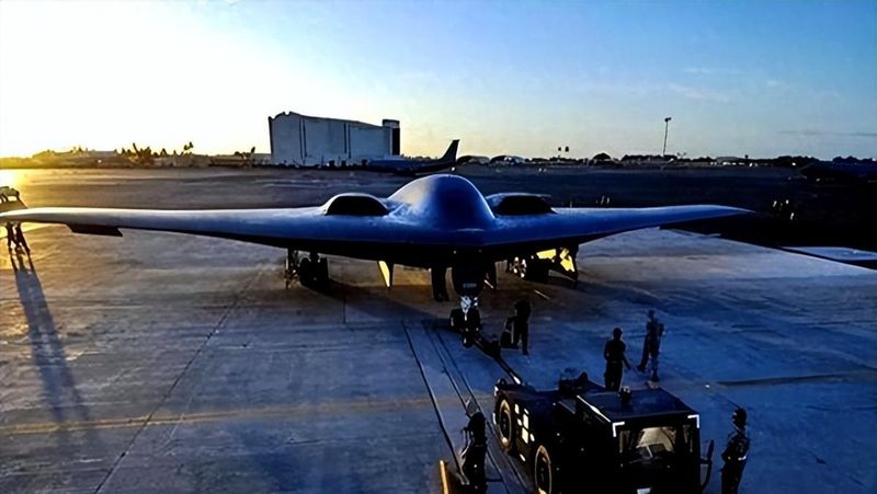  B2战略轰炸机的命门：加油机依赖症背后的技术死结 新闻