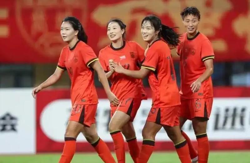 那一夜的惊心动魄,她们用青春押注梦想! 体育新闻