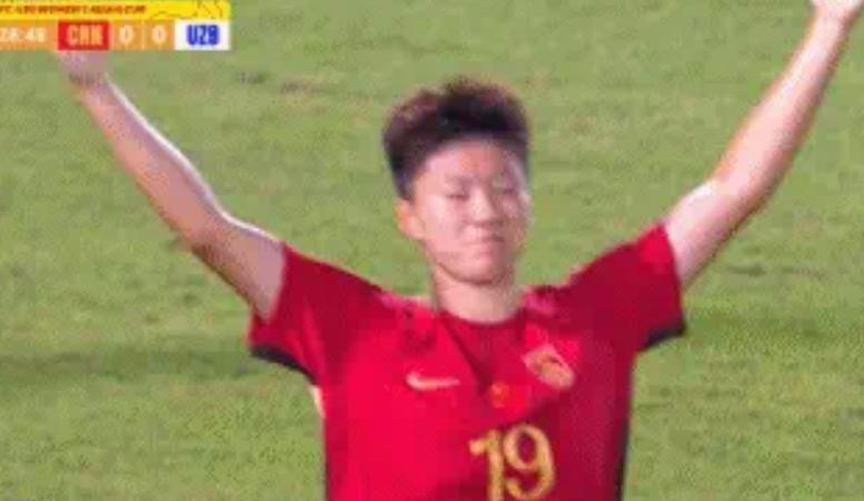 那一夜的惊心动魄，她们用青春押注梦想！